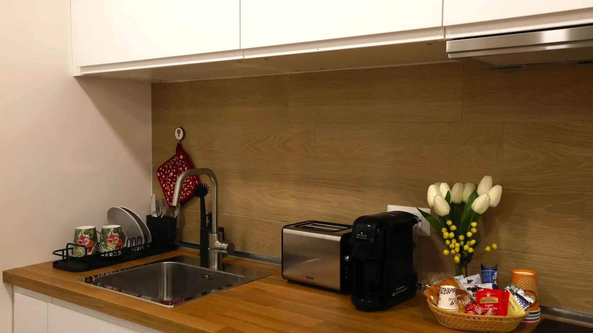 Daca Apartments Naples Italy